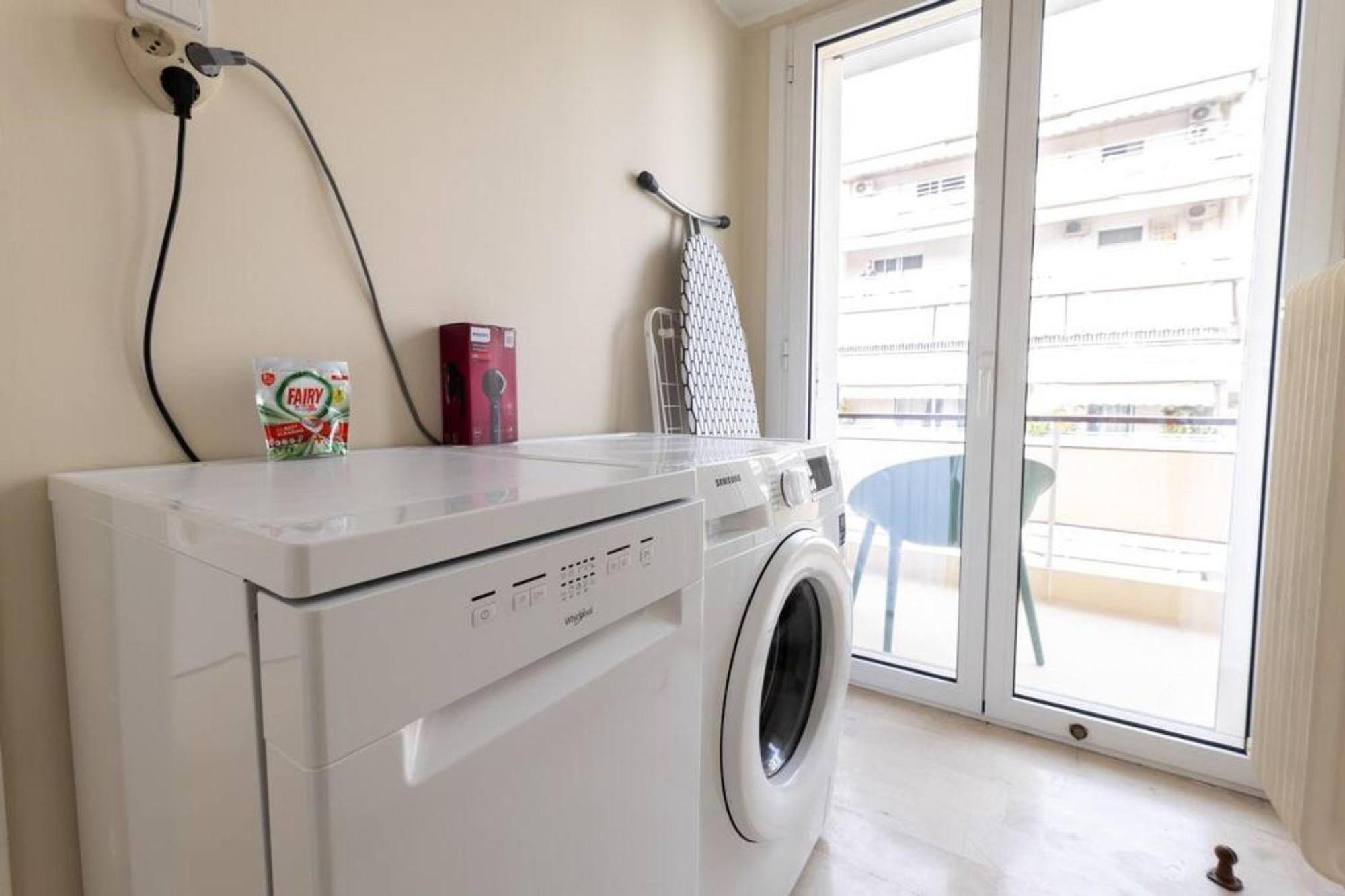 Amfitritis Family Lux Apartment At Palaio Faliro أثينا المظهر الخارجي الصورة