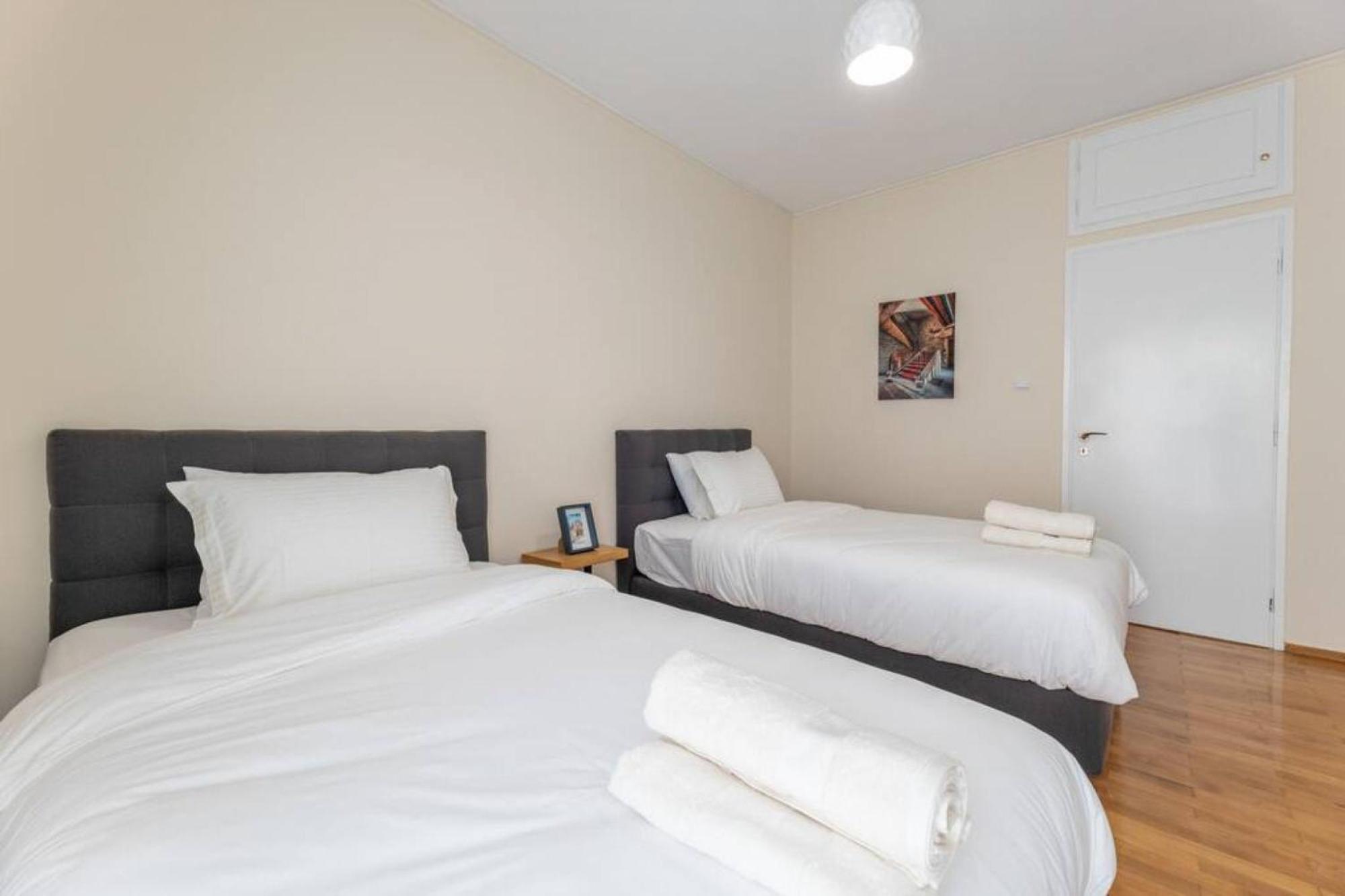 Amfitritis Family Lux Apartment At Palaio Faliro أثينا المظهر الخارجي الصورة